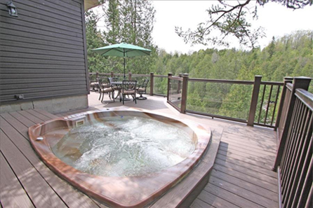 Rentals with Hot Tubs