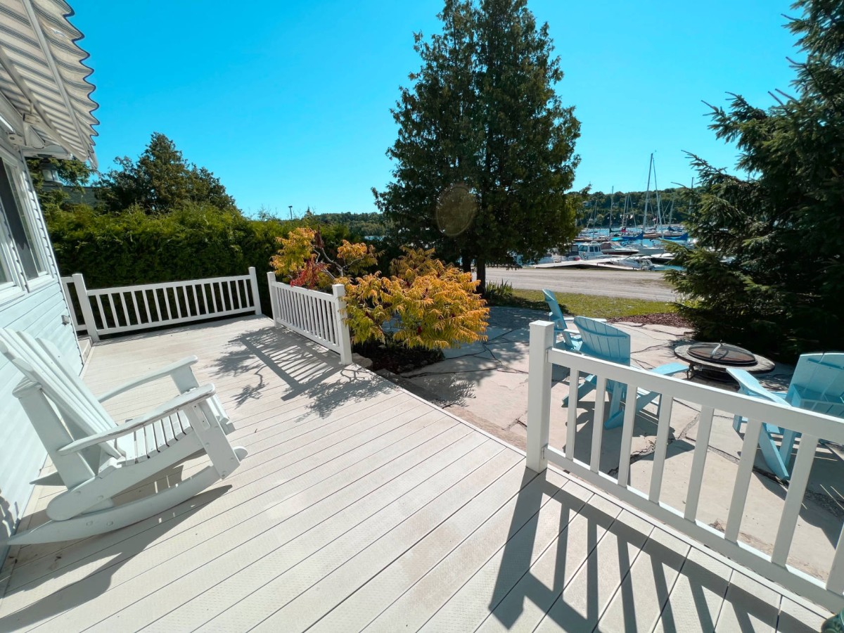 Deck - Lakeview